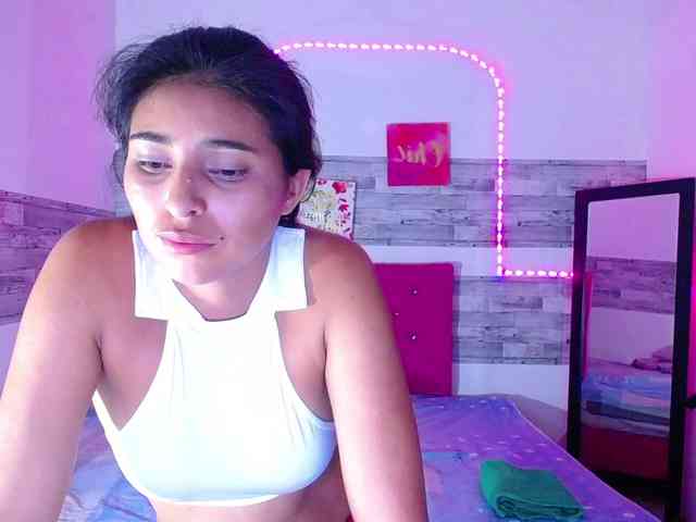 Pleassing-neighbor webcam