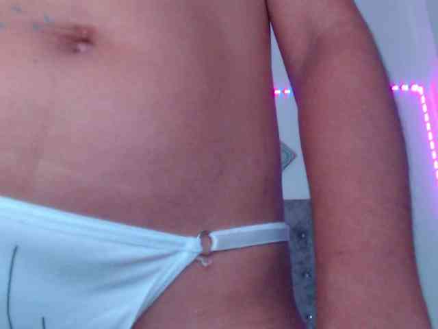 Pleassing-neighbor webcam