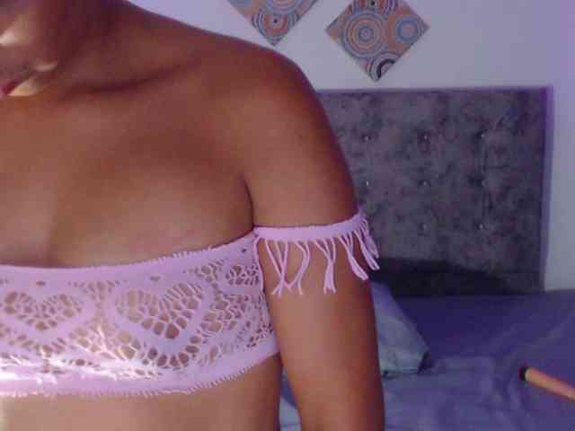 Pleassing-neighbor webcam
