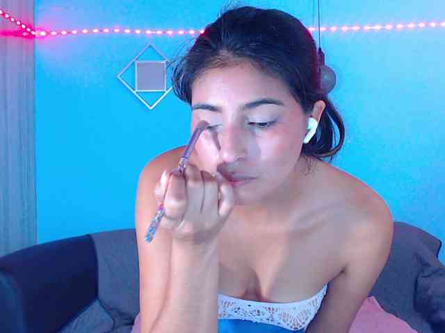 Pleassing-neighbor webcam