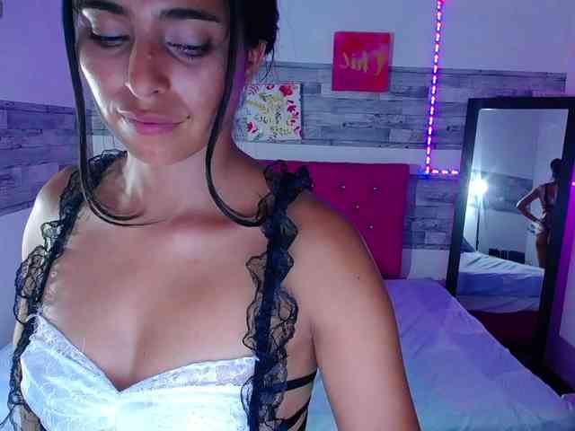 Pleassing-neighbor webcam