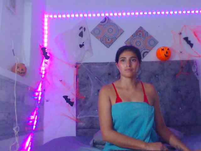 Pleassing-neighbor webcam