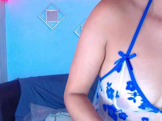 Pleassing-neighbor webcam