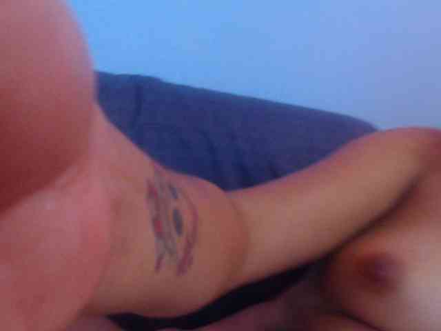 Pleassing-neighbor webcam