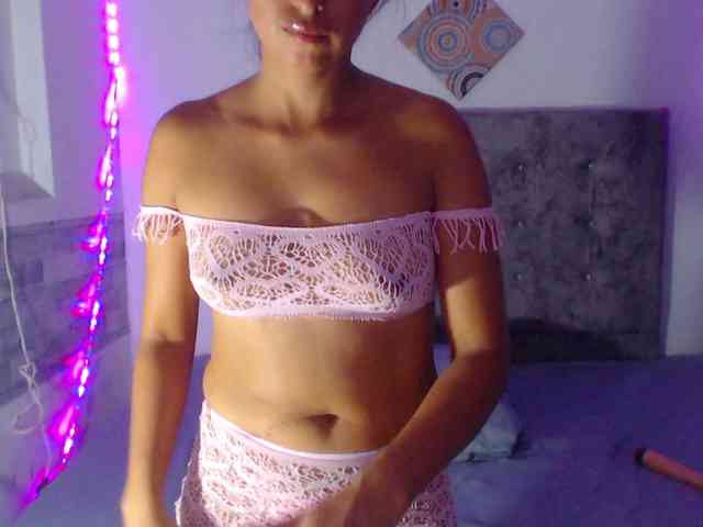 Pleassing-neighbor webcam