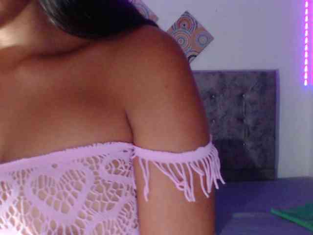 Pleassing-neighbor webcam