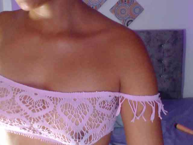 Pleassing-neighbor webcam