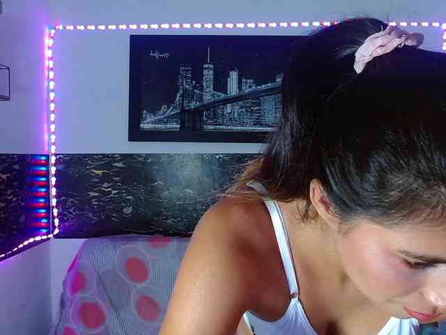 Pleassing-neighbor webcam
