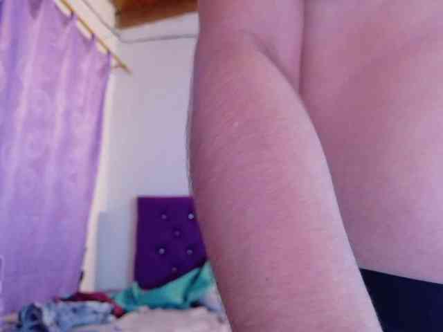 Pleassing-neighbor webcam