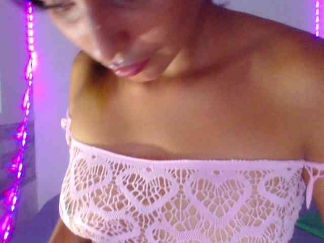 Pleassing-neighbor webcam