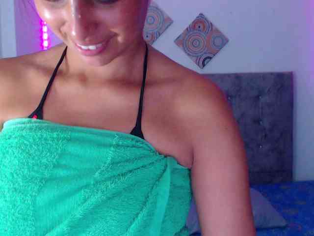 Pleassing-neighbor webcam
