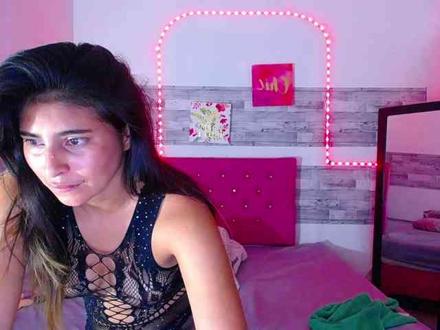 Pleassing-neighbor webcam