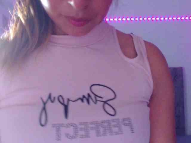 Pleassing-neighbor webcam