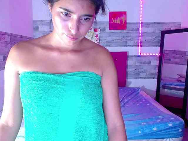 Pleassing-neighbor webcam