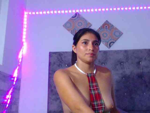 Pleassing-neighbor webcam