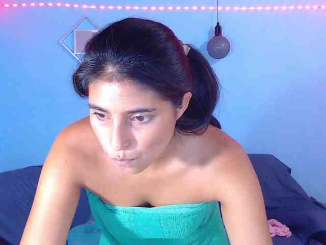 Pleassing-neighbor webcam