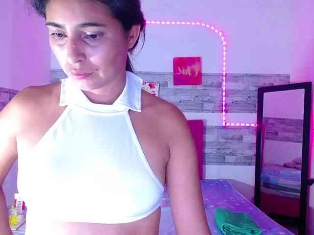 Pleassing-neighbor webcam