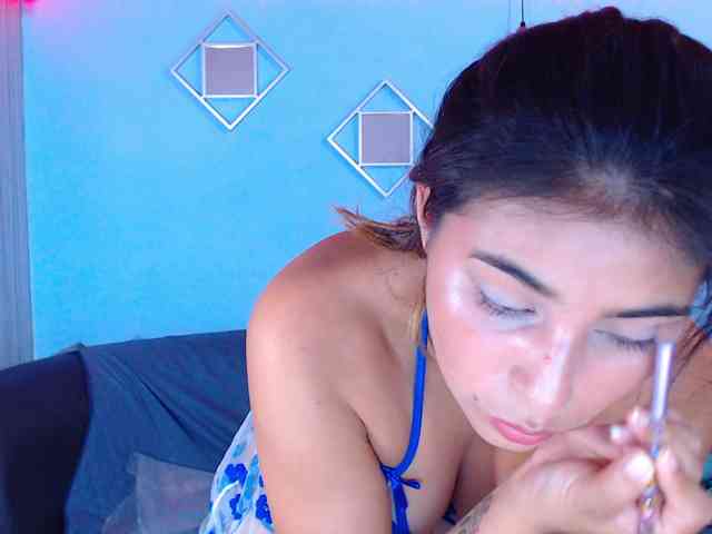 Pleassing-neighbor webcam