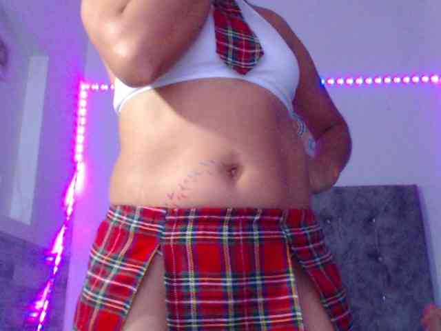 Pleassing-neighbor webcam