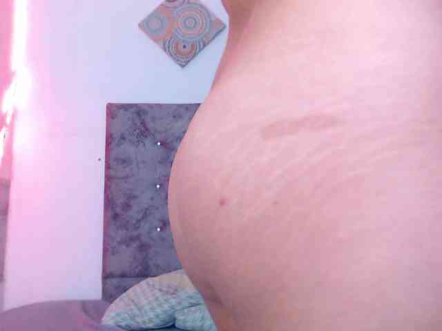 Pleassing-neighbor webcam
