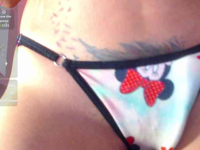 Pleassing-neighbor webcam