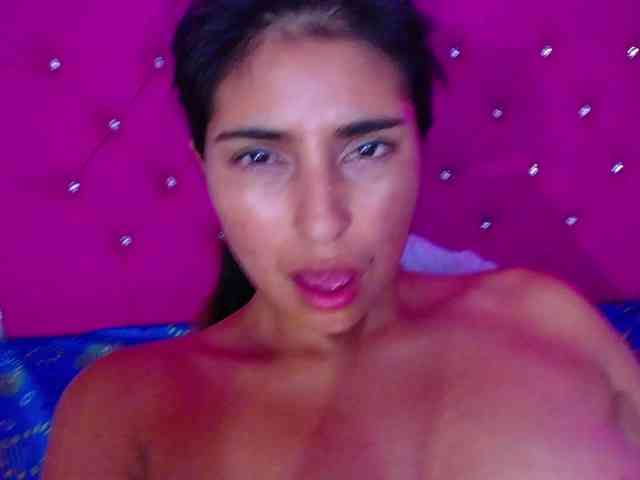 Pleassing-neighbor webcam