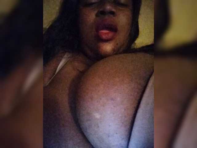 Assybusty live cam