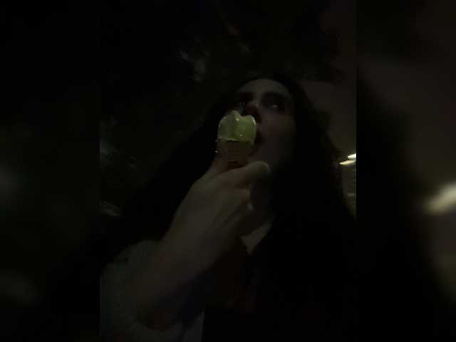markaa0 live sex show