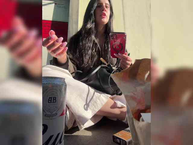 Acest model este live acum. MarKaa0