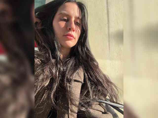 Este modelo está ao vivo agora. MarKaa0
