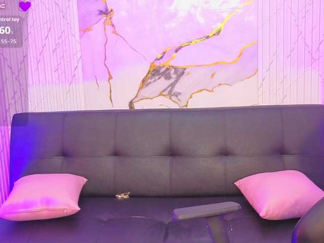 juanita-tay live cam on BongaCams