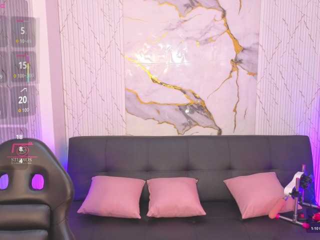 juanita-tay live cam on BongaCams