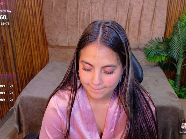 juanita-tay live cam on BongaCams