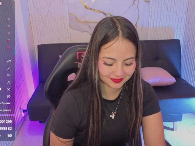 juanita-tay live cam on BongaCams
