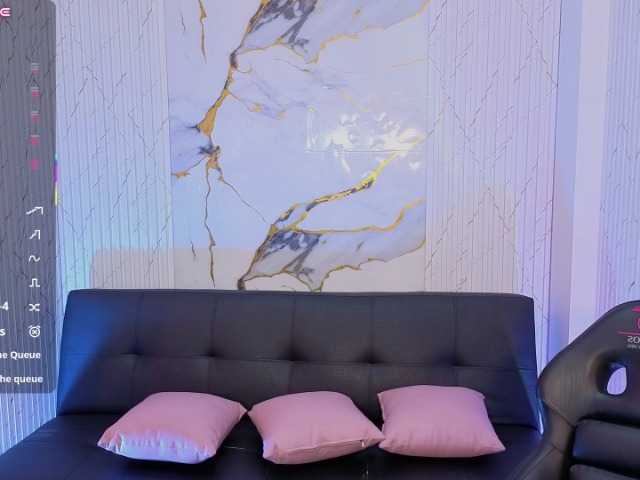 juanita-tay live cam on BongaCams