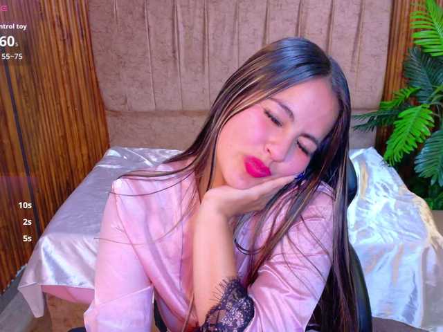 juanita-tay live cam on BongaCams