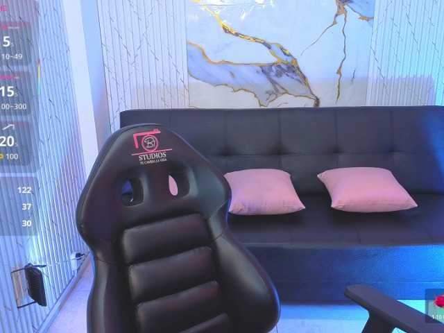 juanita-tay live cam on BongaCams