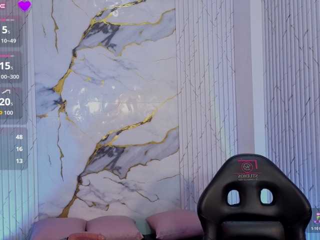 juanita-tay live cam on BongaCams