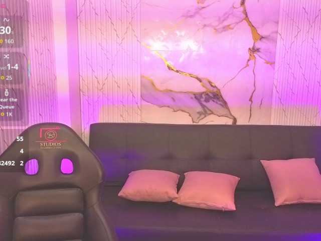 juanita-tay live cam on BongaCams