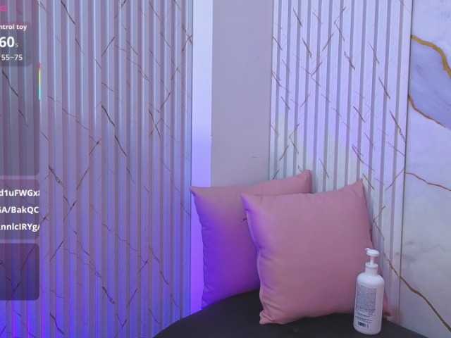 juanita-tay live cam preview