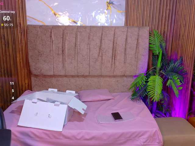 juanita-tay live cam on BongaCams