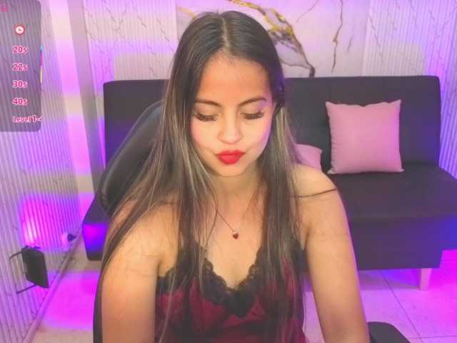 juanita-tay live cam on BongaCams