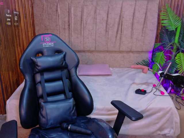 juanita-tay live cam on BongaCams