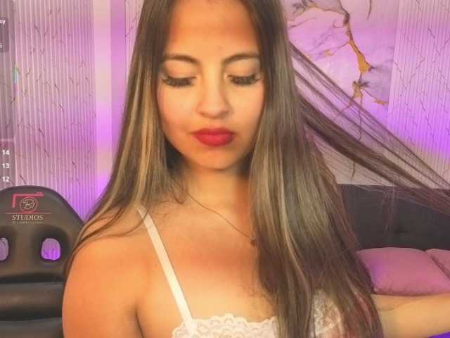 juanita-tay live cam on BongaCams