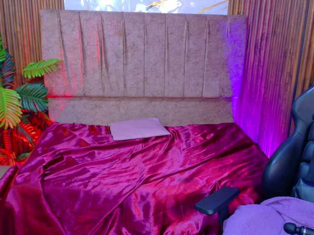 juanita-tay live cam on BongaCams