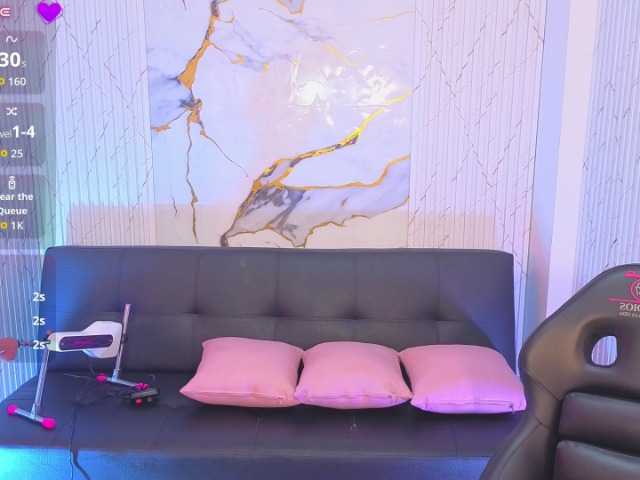juanita-tay live cam on BongaCams