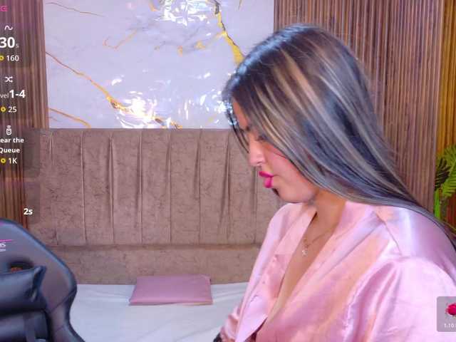 juanita-tay live cam on BongaCams