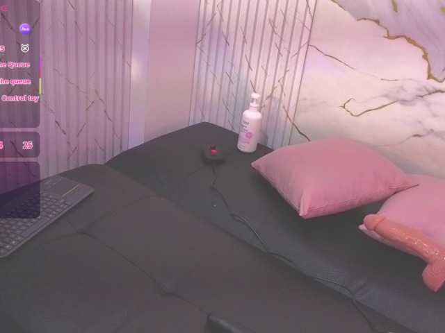 juanita-tay live cam on BongaCams