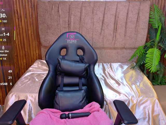 juanita-tay live cam on BongaCams