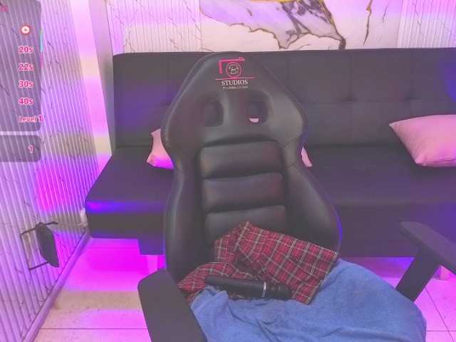 juanita-tay live cam on BongaCams